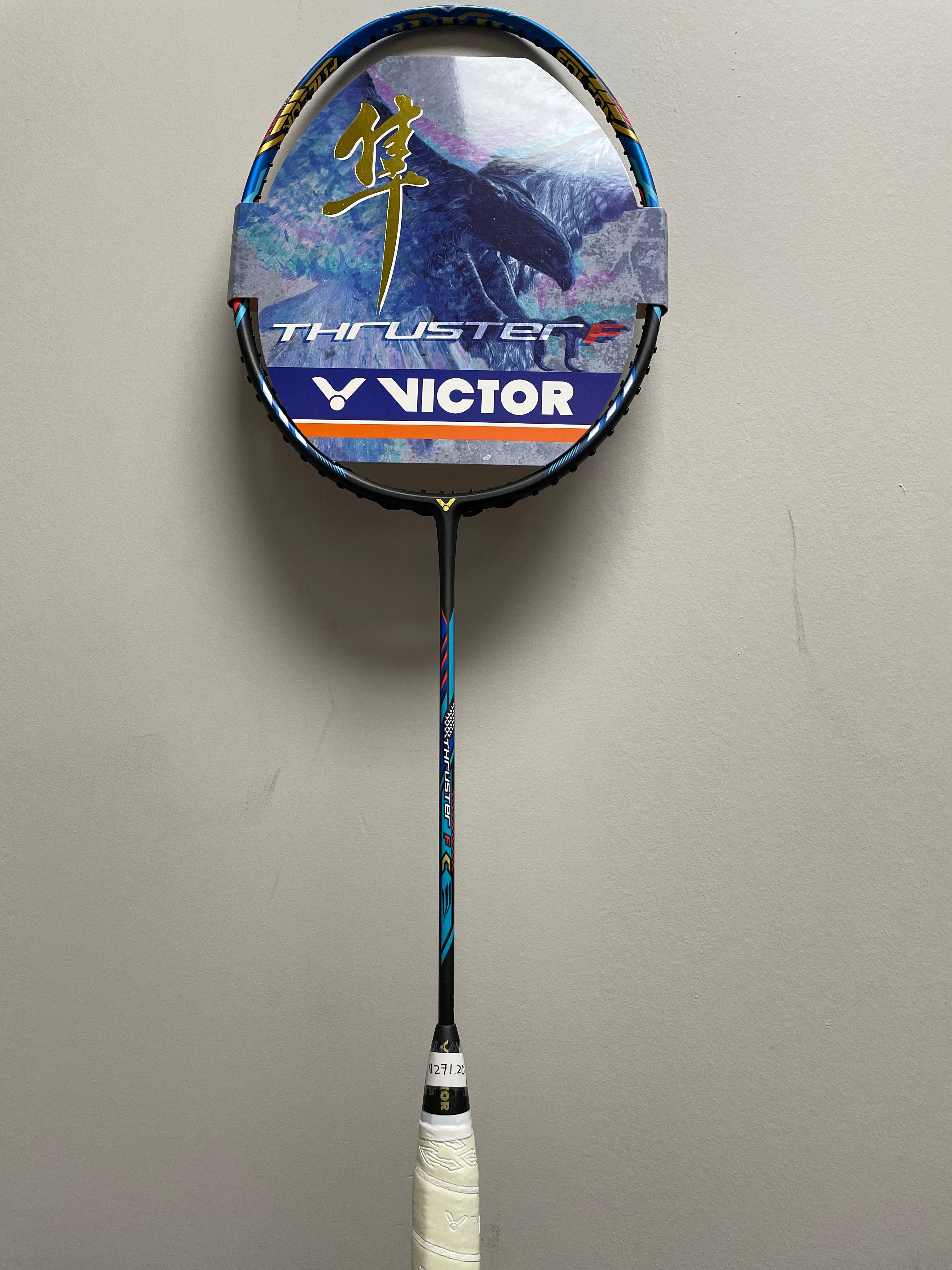 【ゆっきー】Victor THRUSTER F 4UG5 （廃盤モデル） Victor Thruster F - 4UG5 badminton racket? - Badmintonplanet.eu